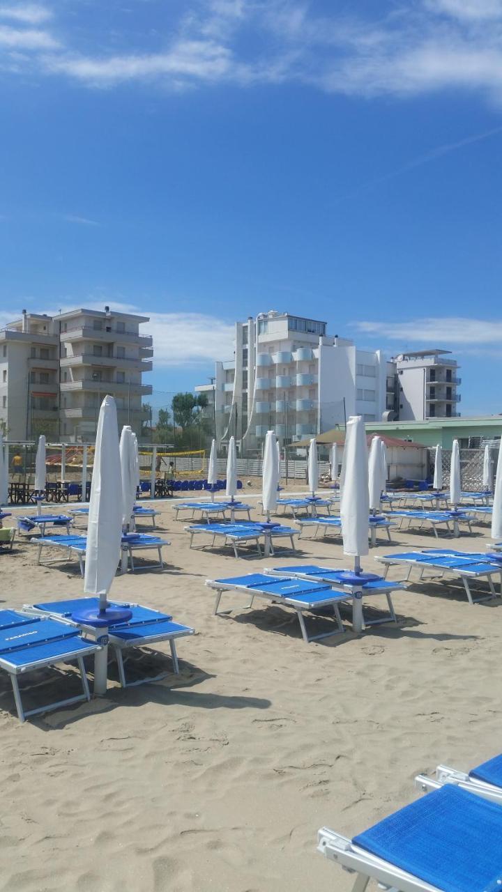 Hotel Marco Lido Di Savio Exterior foto